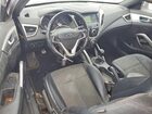 2016 Hyundai Veloster Base Silver vin: KMHTC6AD3GU283453