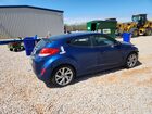 2017 Hyundai Veloster Base Синий vin: KMHTC6AD4HU322391