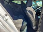 2017 Hyundai Veloster Base Silver vin: KMHTC6AD7HU306279
