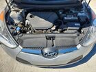 2017 Hyundai Veloster Base Silver vin: KMHTC6AD7HU306279