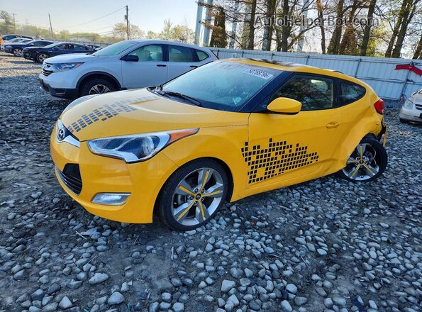KMHTC6AD7HU320960 2017 HYUNDAI VELOSTER Желтый Передняя левая четверть