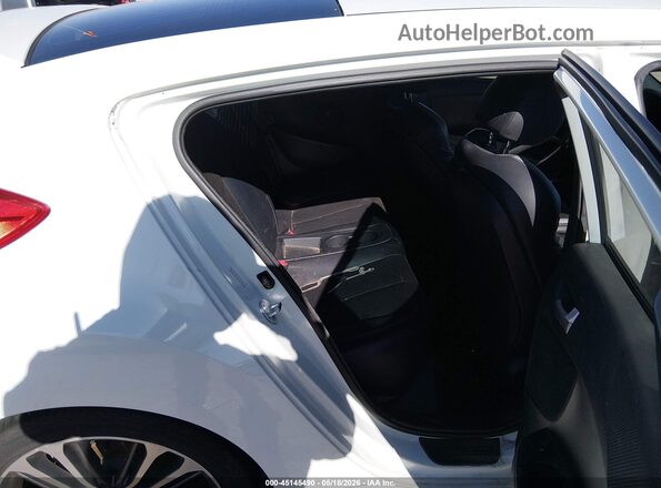 KMHTC6AE2GU249139 2016 HYUNDAI VELOSTER White Vista de la etiqueta del VIN