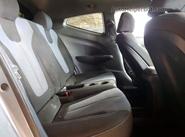 KMHTG6AFXKU010458 2019 HYUNDAI VELOSTER Серый Вид задних сидений