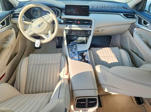 KMTG24SC1TU169076 2026 GENESIS G70 White Вид панелі приладів