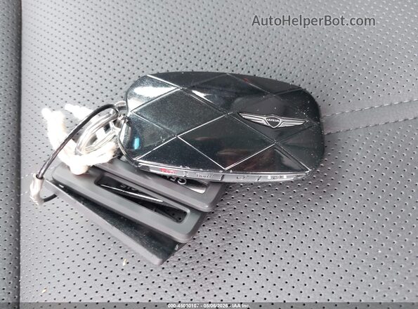 KMTG64SC0TU174614 2026 GENESIS G70 Серебряный Вид панели приборов