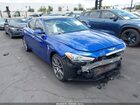 2020 Genesis G70 3.3t Rwd Blue vin: KMTG74LE1LU046346