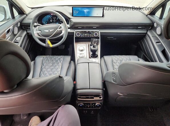KMUHCESC0PU141553 2023 GENESIS GV80 White Առջևի վահանակի տեսք