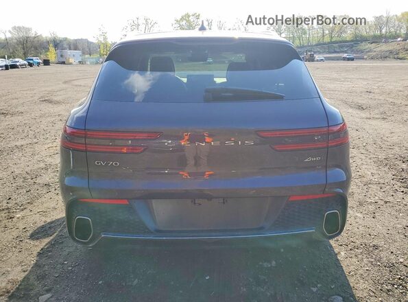 KMUMADTB2PU135001 2023 GENESIS GV70 Коричневый Вид сзади