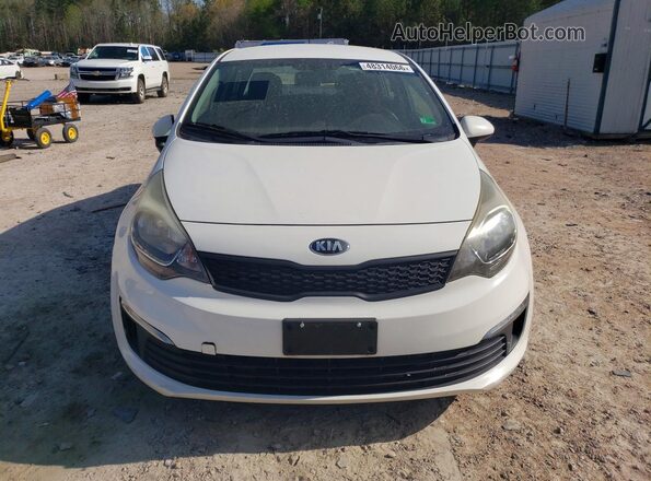 KNADM4A33G6647356 2016 KIA RIO Белый Вид спереди