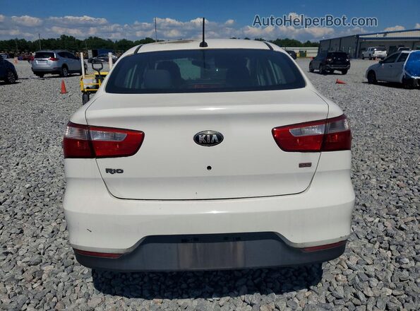 KNADM4A39G6639004 2016 KIA RIO Белый Вид сзади