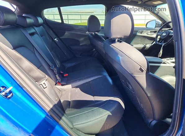 KNAE35LC5J6011815 2018 KIA STINGER Blue Vista de los asientos traseros