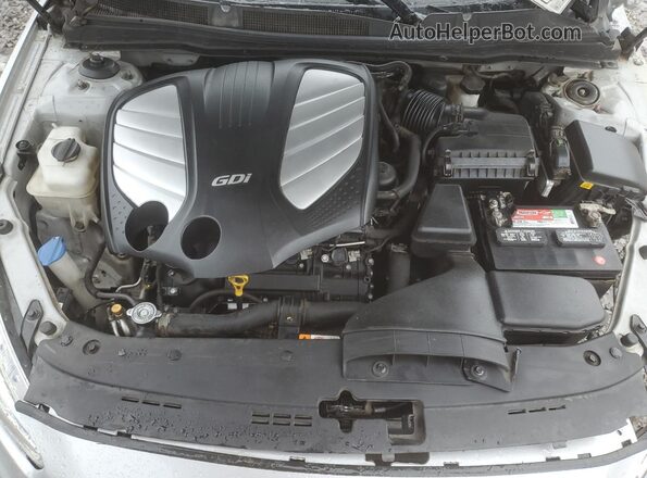 KNALN4D71G5209321 2016 KIA CADENZA Silver Vista interior trasera