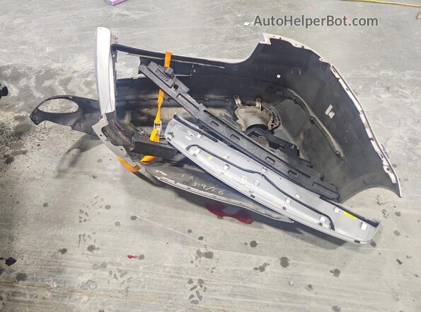KNALN4D79G5216615 2016 KIA CADENZA Серебряный Вид подкапотного пространства