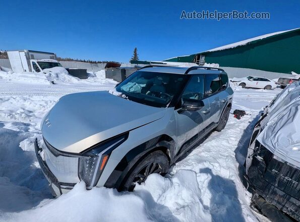 KNDAEFS55S6053407 2025 KIA EV9 Silver წინა მარცხენა ხედი სამი მეოთხედიდან