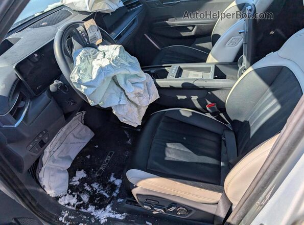 KNDAEFS55S6053407 2025 KIA EV9 Silver წინა სალონის ხედი