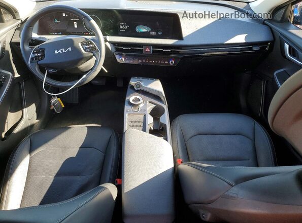 KNDC34LA0R5207326 2024 KIA EV6 Синий Вид панели приборов