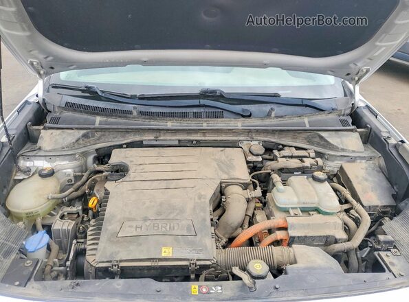 KNDCB3LC0H5044920 2017 KIA NIRO Серебряный Вид подкапотного пространства