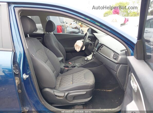 KNDCB3LC1J5153991 2018 KIA NIRO Синий Вид салона спереди