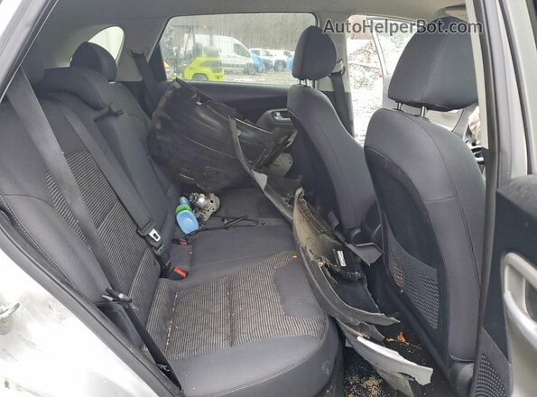 KNDCB3LC2K5257522 2019 KIA NIRO Серебряный Вид задних сидений