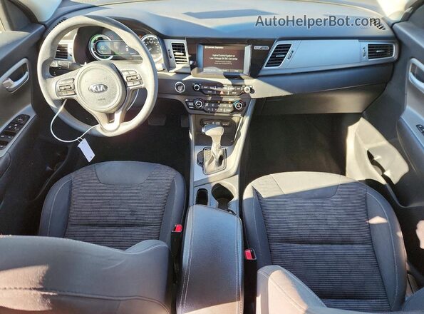 KNDCB3LC2K5302801 2019 KIA NIRO Серебряный Вид панели приборов