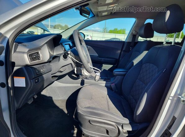 KNDCB3LC2K5302801 2019 KIA NIRO Серебряный Вид салона спереди