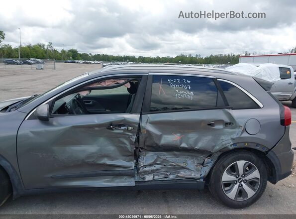 KNDCB3LC4H5070971 2017 KIA NIRO Серый Вид спереди