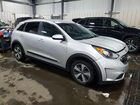 2017 Kia Niro Lx Серебряный vin: KNDCB3LC7H5055252