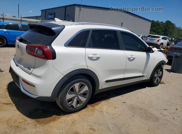 KNDCB3LC7H5066090 2017 KIA NIRO Белый Задняя правая четверть