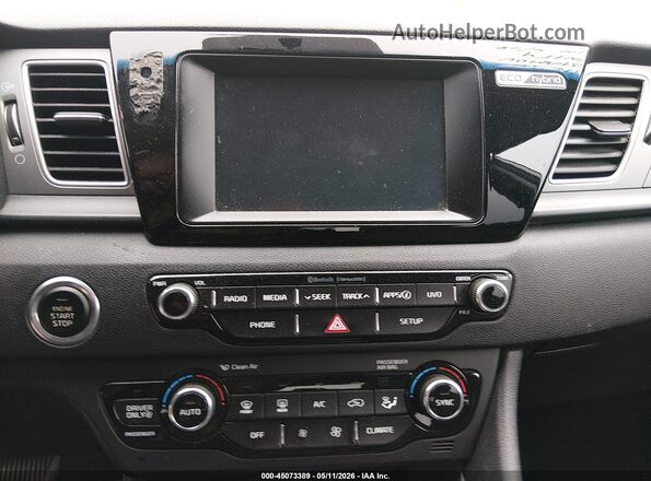 KNDCB3LC8J5125525 2018 KIA NIRO Серебряный 