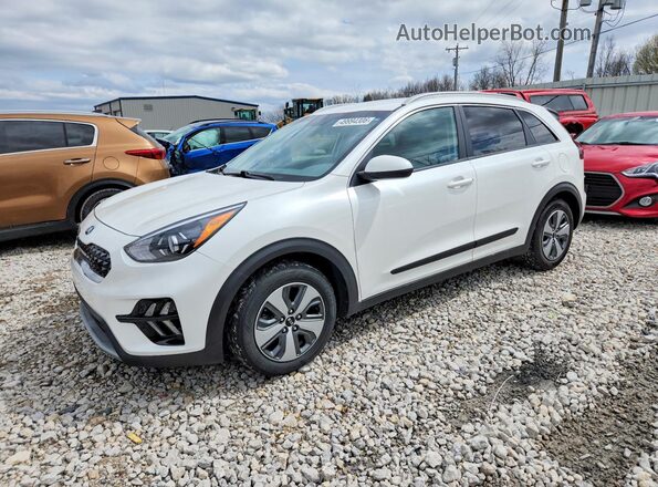 KNDCB3LC8L5424760 2020 KIA NIRO Белый Передняя левая четверть