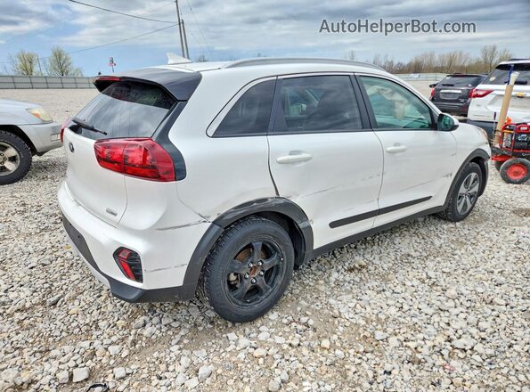 KNDCB3LC8L5424760 2020 KIA NIRO Белый Задняя правая четверть