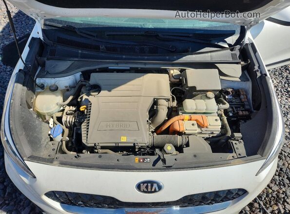 KNDCB3LC9L5400502 2020 KIA NIRO White Widok wnętrza z tyłu