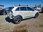 2017 Kia Niro Ex White vin: KNDCC3LC1H5055874