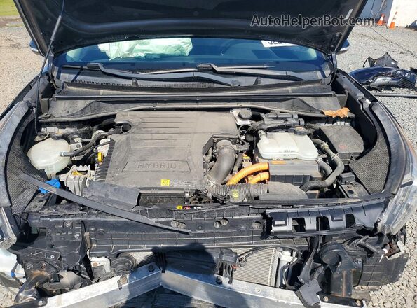 KNDCC3LC1H5095713 2017 KIA NIRO Черный Вид подкапотного пространства