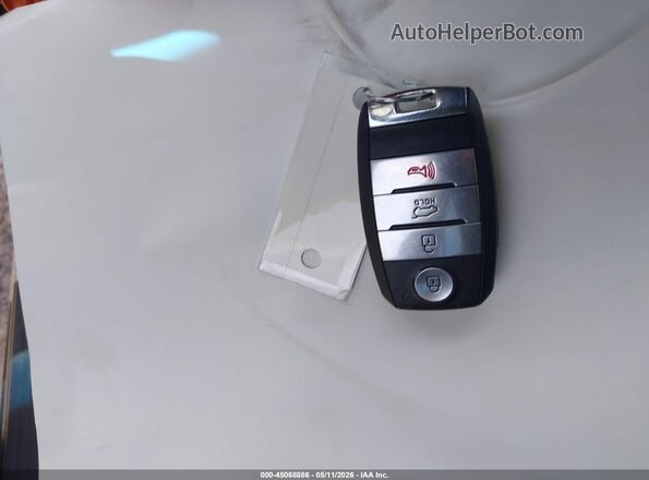 KNDCC3LC6J5135080 2018 KIA NIRO Серый Вид панели приборов