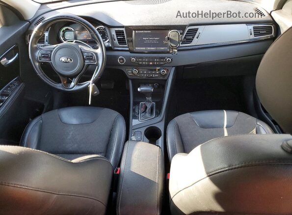 KNDCC3LC7K5250563 2019 KIA NIRO Red Widok deski rozdzielczej