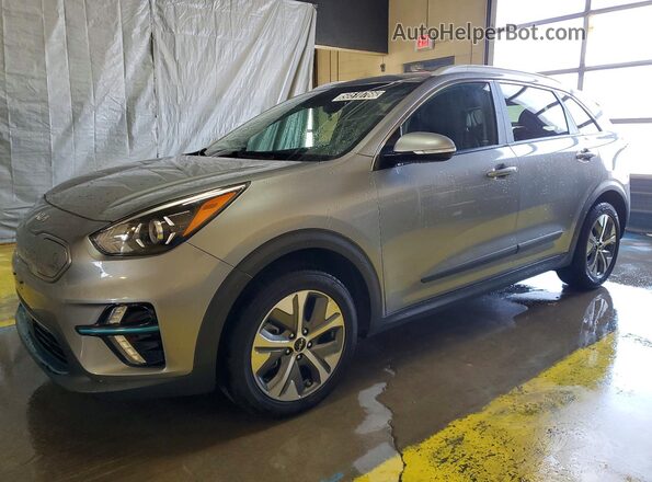KNDCC3LG2N5161071 2022 KIA NIRO Серебряный Передняя левая четверть