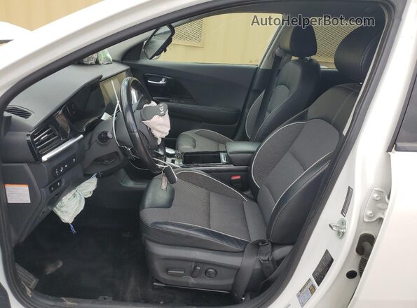 KNDCC3LG3N5161144 2022 KIA NIRO Белый 