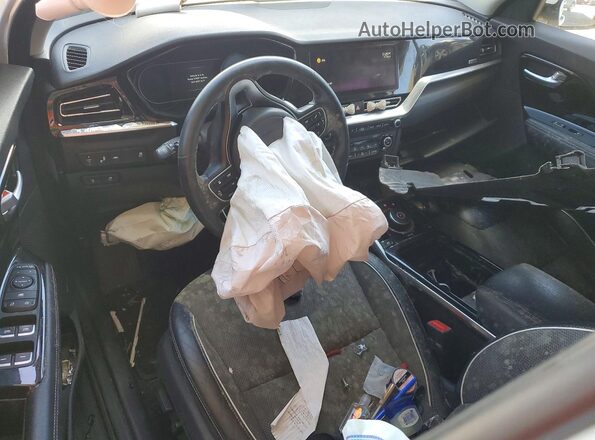 KNDCC3LG4N5116830 2022 KIA NIRO White Առջևի վահանակի տեսք