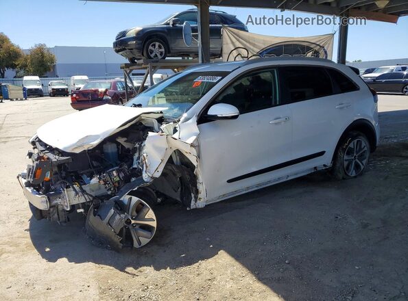 KNDCC3LG4N5116830 2022 KIA NIRO White Առջևի ձախ երեք քառորդ տեսարան