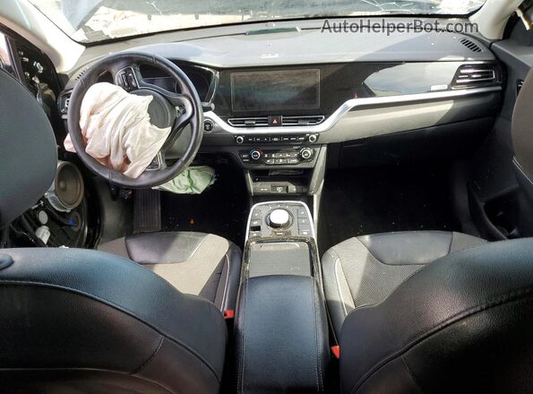 KNDCC3LG5N5153482 2022 KIA NIRO Black Dashboard view