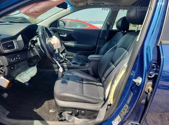 KNDCE3LC0K5356427 2019 KIA NIRO Синий Вид салона спереди