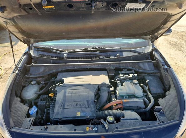 KNDCE3LC2H5047132 2017 KIA NIRO Черный Вид подкапотного пространства