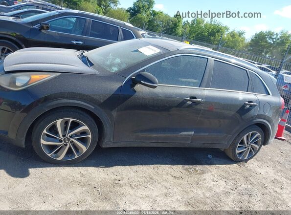 KNDCE3LC6J5136322 2018 KIA NIRO Black 