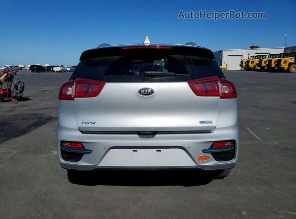 KNDCE3LG1K5026072 2019 KIA NIRO Silver Widok z tyłu