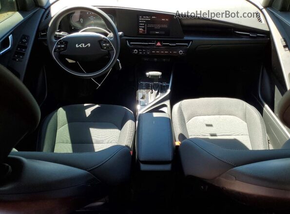 KNDCP3LE0R5157612 2024 KIA NIRO Black Widok deski rozdzielczej