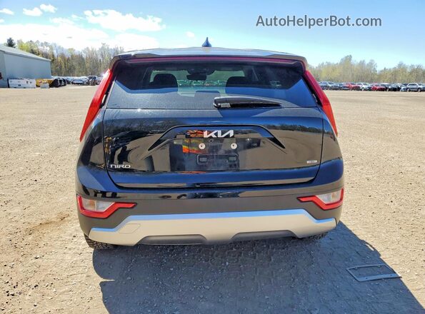 KNDCP3LE0R5157612 2024 KIA NIRO Black Widok z tyłu