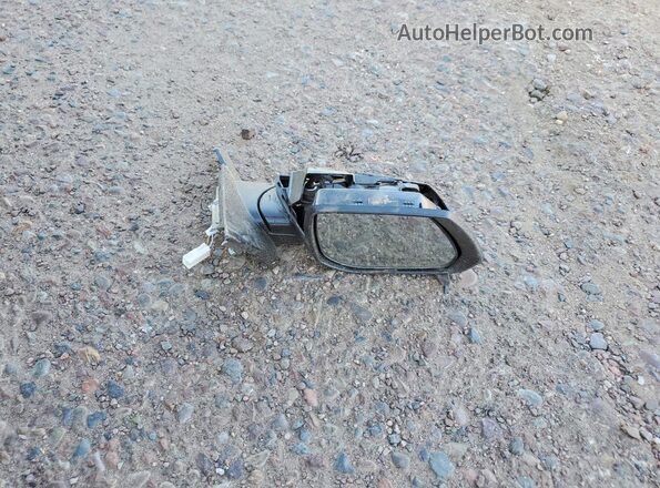 KNDCP3LE1T5330867 2026 KIA NIRO Black VIN sticker view
