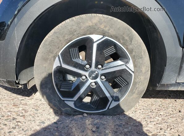 KNDCP3LE1T5330867 2026 KIA NIRO Black 