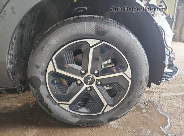 KNDCP3LE2T5320154 2026 KIA NIRO Черный 